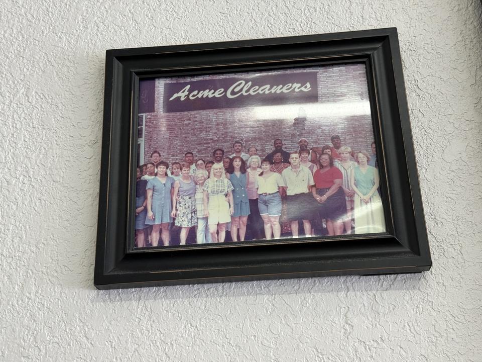 Acme Cleaners, photo 3