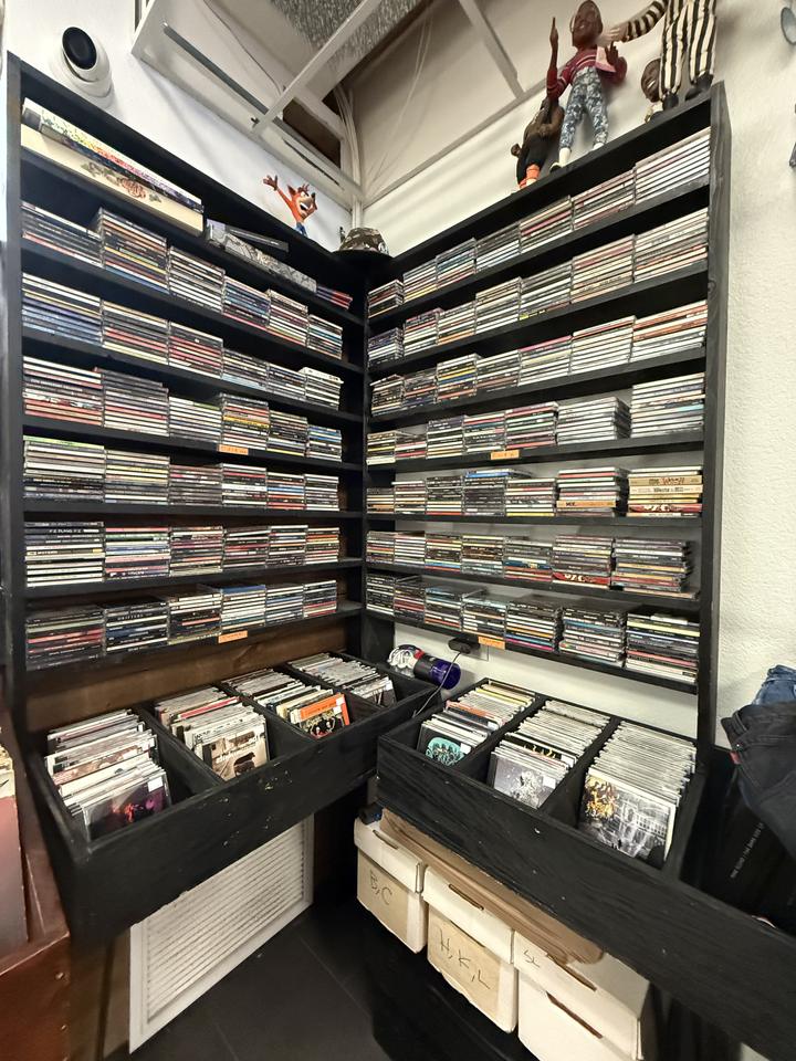Foundation / Foundation Records, photo 3