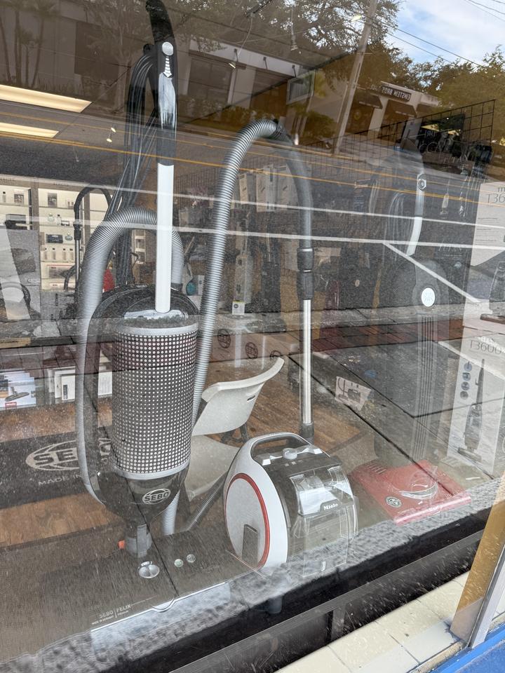Irby & Stutchman Vacuums, photo 2